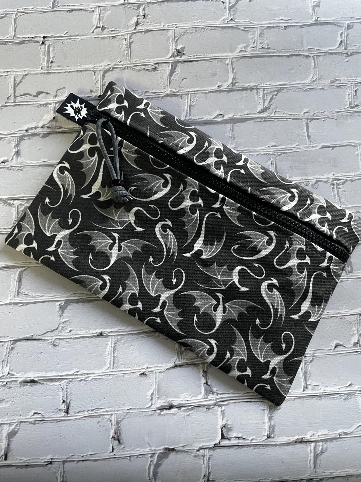 Kindle Book Pouch | Reading Bag | Fabric Kobo Kindle Paperwhite E-Reader Sleeve | Fourth Wing Dragon | Onyx Storm | Romantasy | Booktok