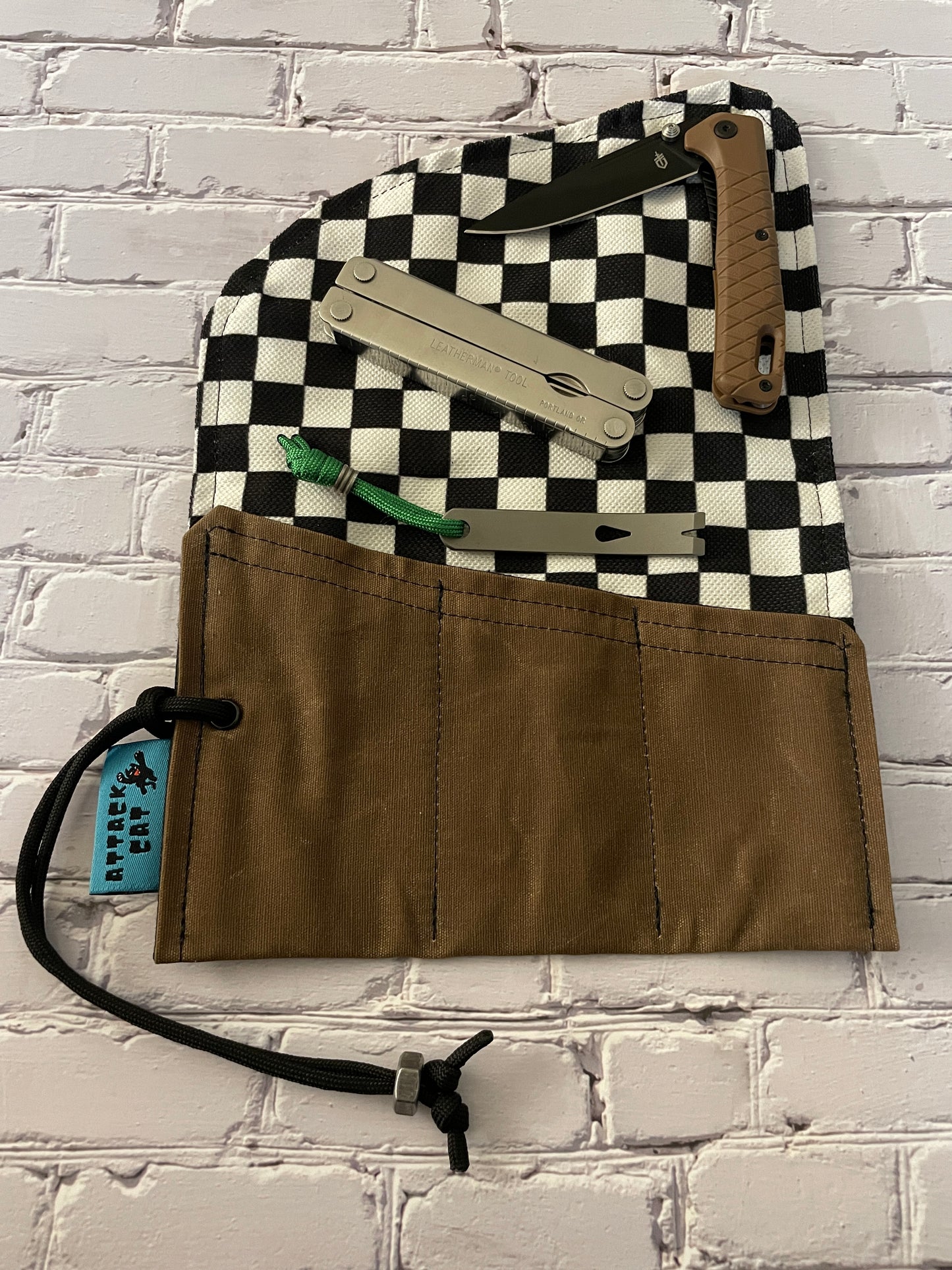 Old school Vans Skate Check Tool Roll