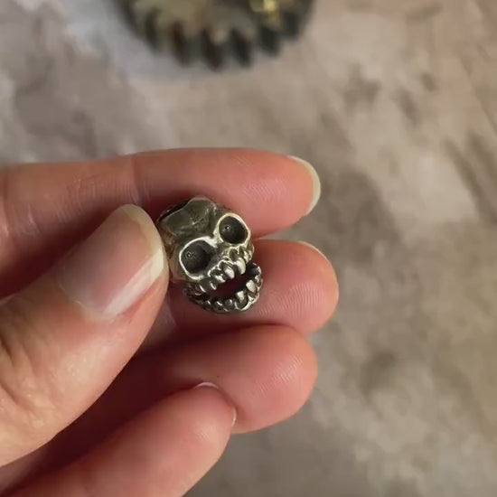 Shrunken Scull EDC Knife Paracord Bead | Brass Bead | EDC Gear | Everyday Carry  Hank Bead | Large Hole Bead | Steam Punk Gold Silver Horror