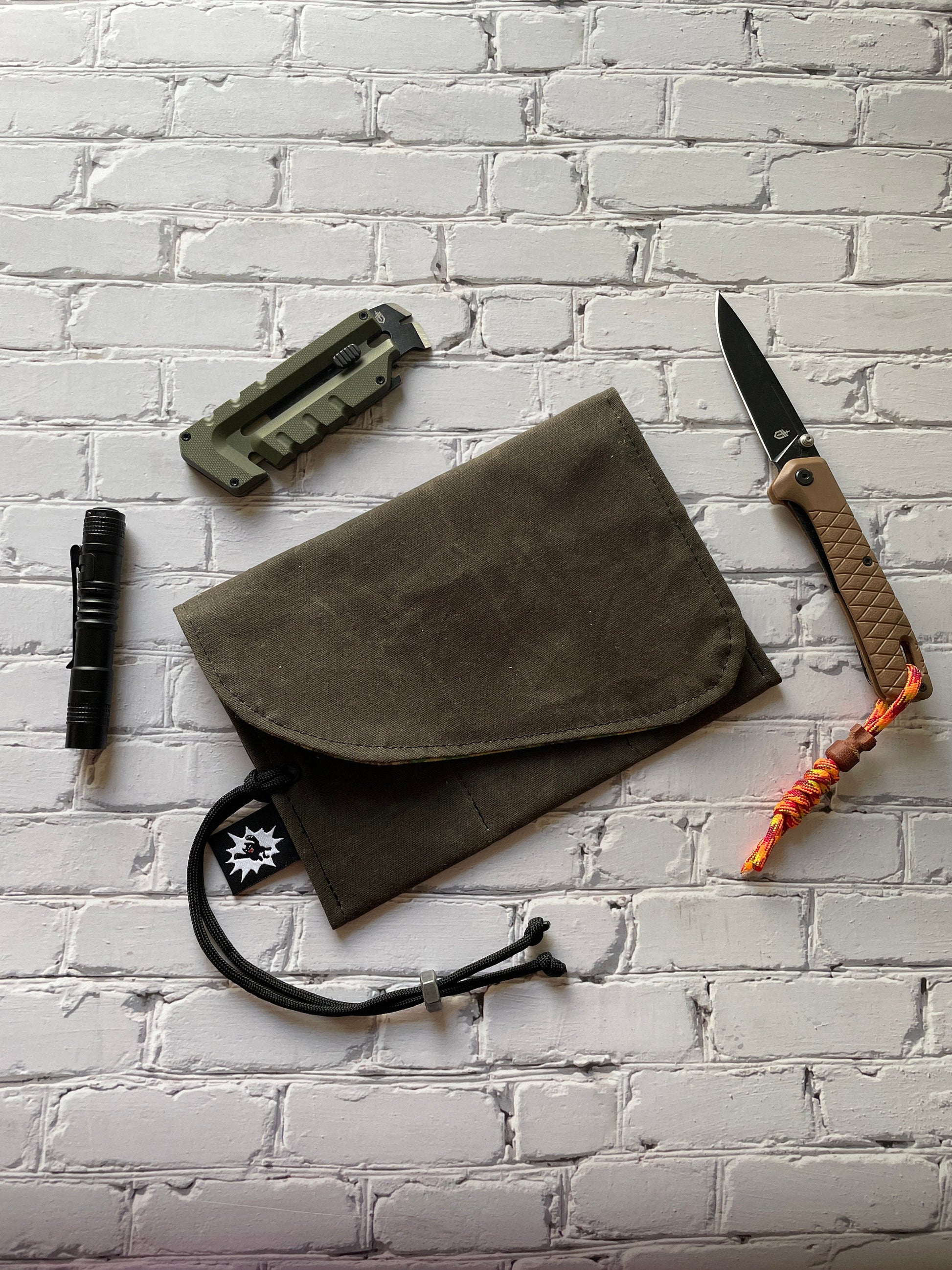 EDC Tool Roll | Waxed Canvas Tool Pouch | Every Day Carry Gear Bag | Pocket Organizer | Knife Roll | Pocket Dump Display Hank | Blue Camo